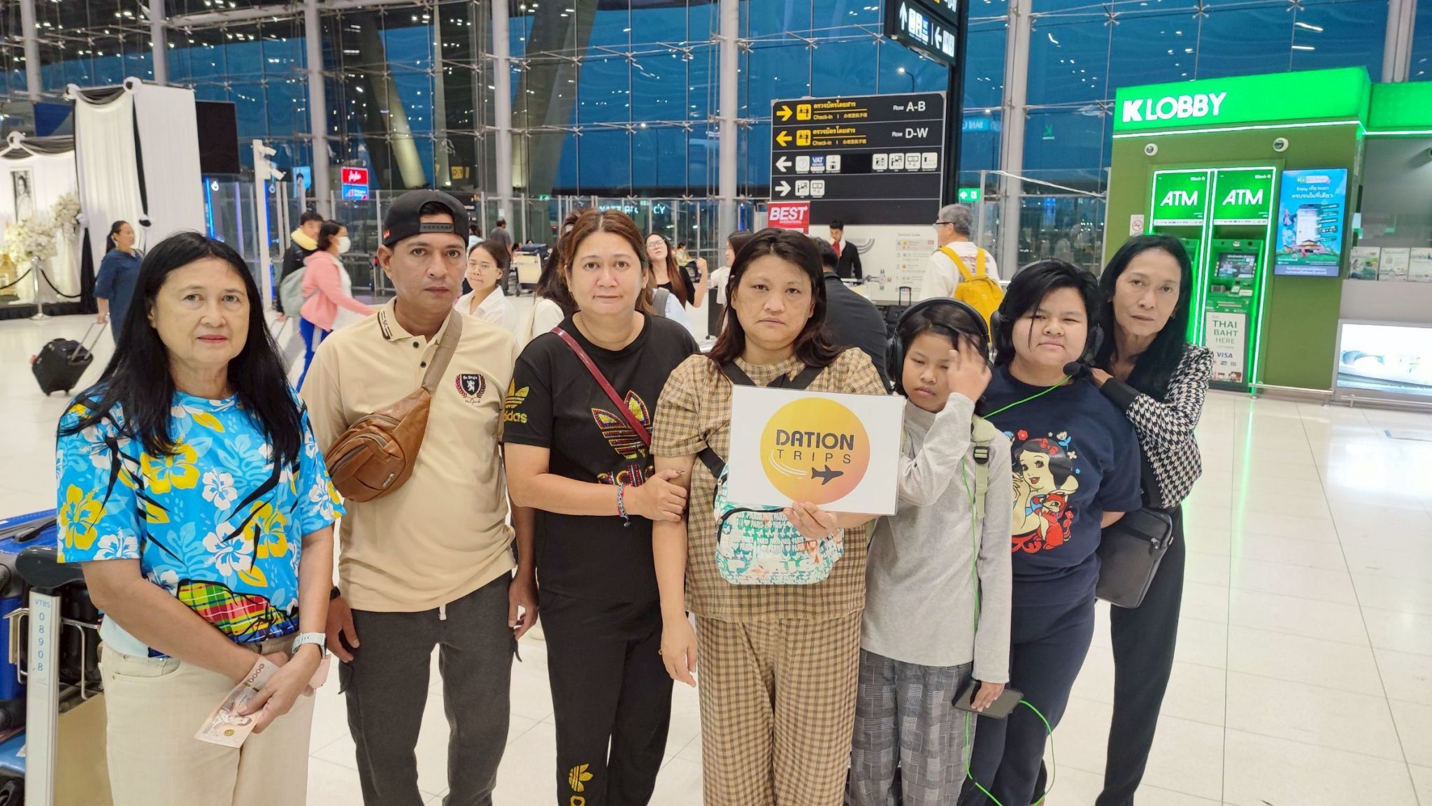 ขอขอบพระคุณลูกค้าที่ไว้วางใจและเชื่อมั่นให้น้องเดย์ดูแลเรื่องเที่ยว